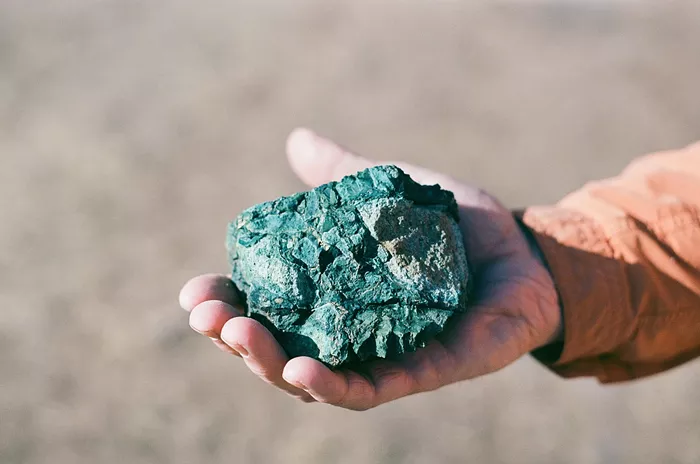How to Rockhound a Rainbow of Rocks in Oregon and Washington
